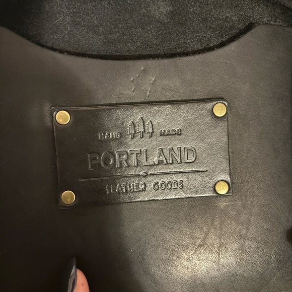 Portland Leather Black Tote Bag - Picture 4 of 10